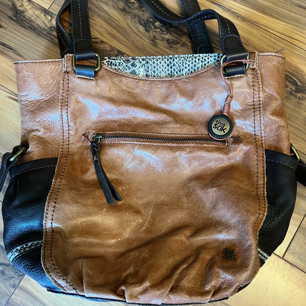 the Sak shoulder bag